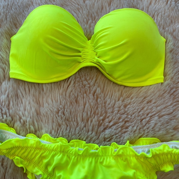 Neon yellow bikini Victorias Secret ruched bottom - Picture 8 of 8